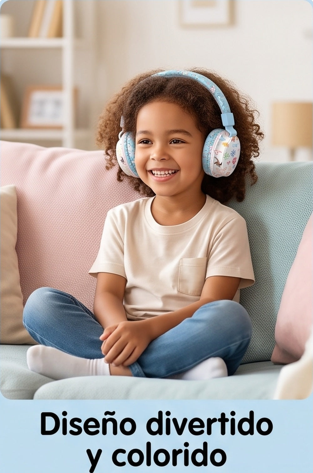 Niña feliz con los audífonos BK-686